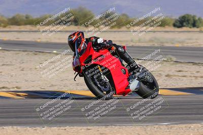 media/Dec-15-2023-Apex Assassins (Fri) [[91f19fb1c7]]/Trackday 2/Session 4 (Turn 16)/